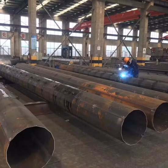 15 m ~ 40 m hoher Monoturmmast mit Motorhebesystem